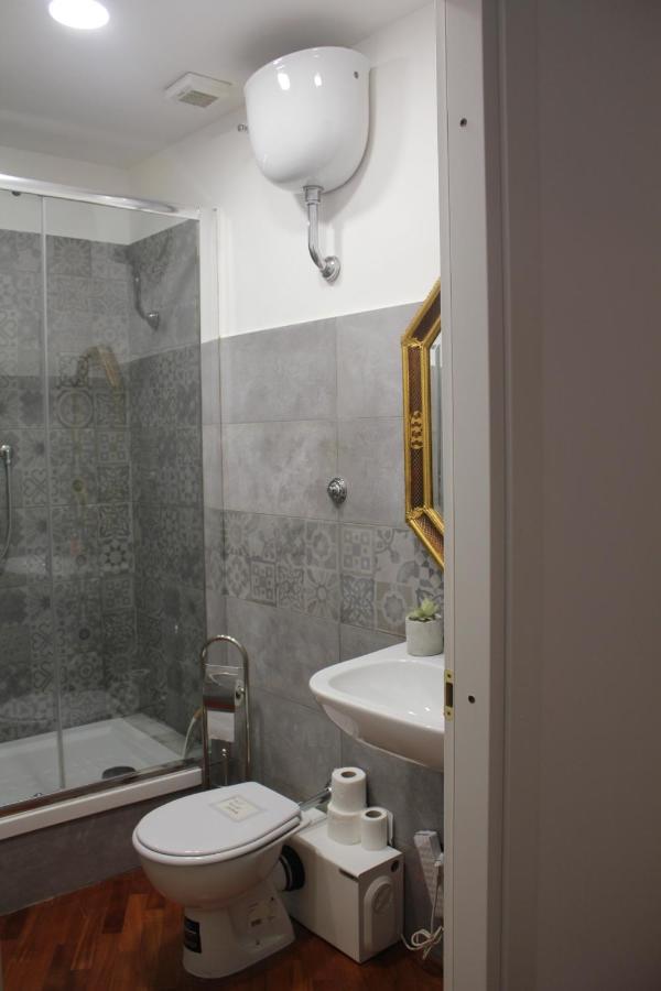 Realpartenope B&B 284 Napels Buitenkant foto