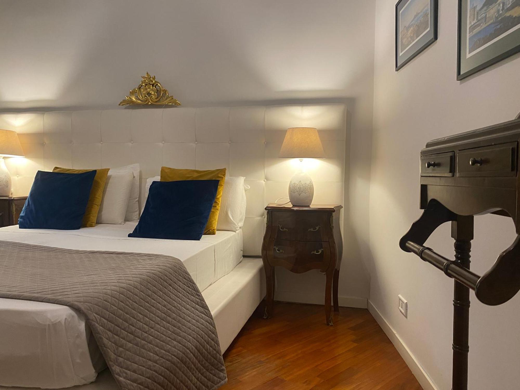 Realpartenope B&B 284 Napels Buitenkant foto